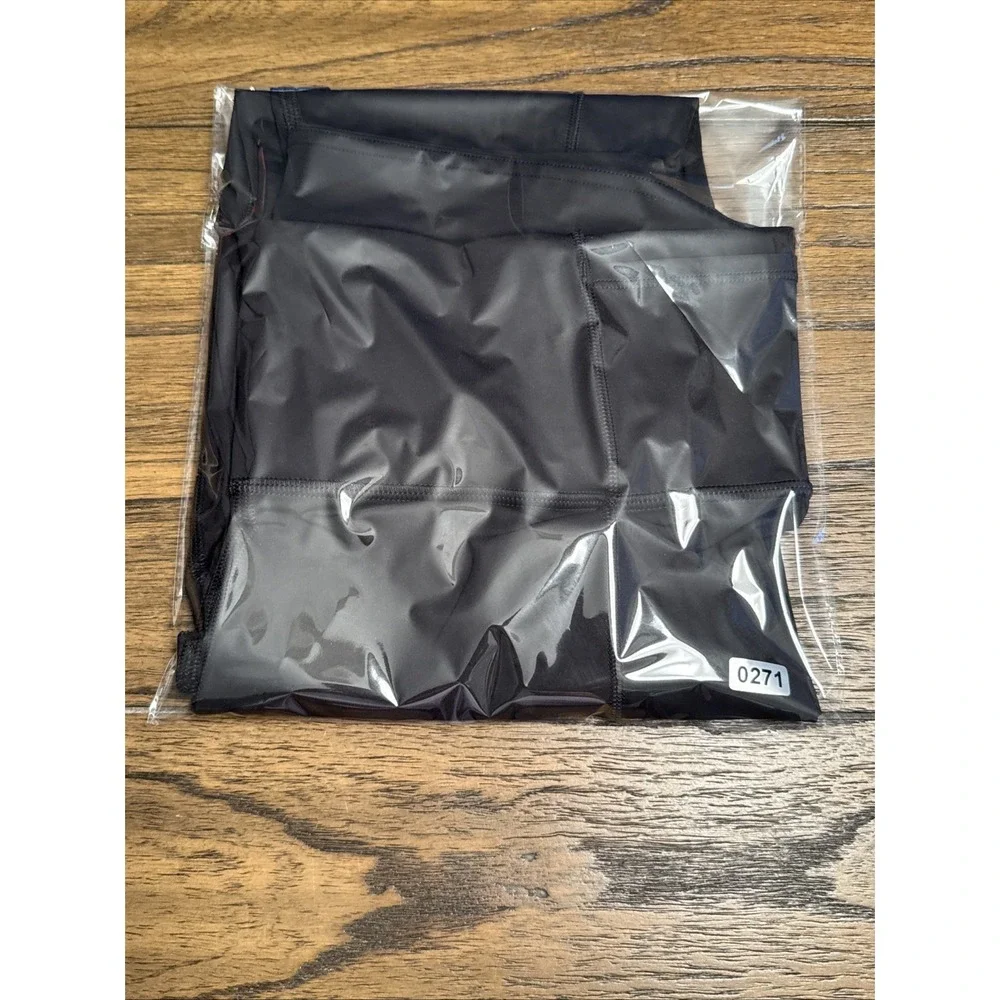 Lululemon Women's Capri Leggings Black Size 8